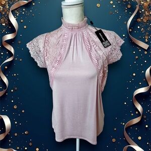 Cable & Gauge Pink Lace Sleeve Top Size XS